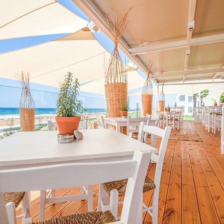 Piere Anne Beach Hotel ไอยานาปา ภายนอก รูปภาพ