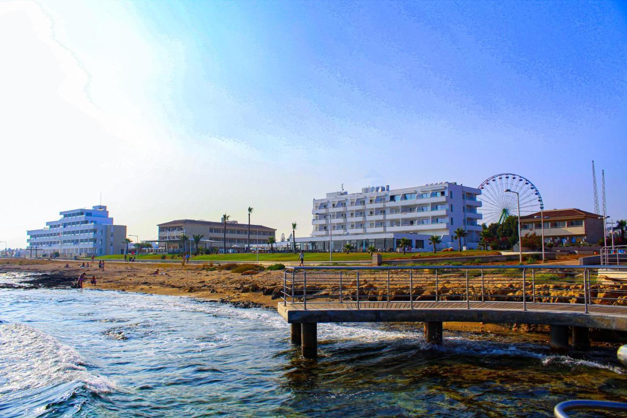 Piere Anne Beach Hotel ไอยานาปา ภายนอก รูปภาพ