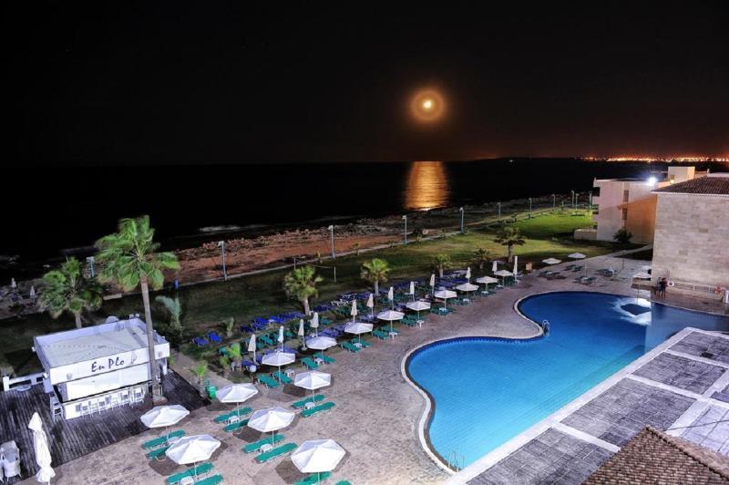 Piere Anne Beach Hotel ไอยานาปา ภายนอก รูปภาพ