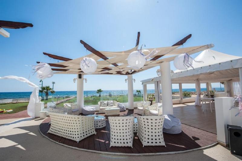 Piere Anne Beach Hotel ไอยานาปา ภายนอก รูปภาพ
